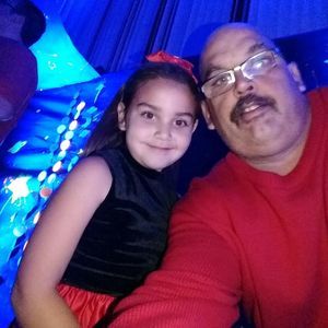 Meet your Posher, Ray